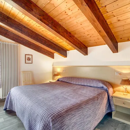 Casavacanzelemore - Casa Zoe Valfabbrica