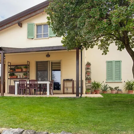 Casavacanzelemore - Casa Zoe Valfabbrica