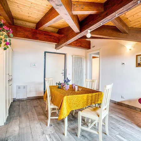 Casa de Férias Casavacanzelemore - Casa Zoe Valfabbrica